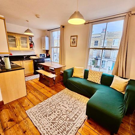 Lovely 1 Bed Apartment 2 Min To Station Λονδίνο Εξωτερικό φωτογραφία